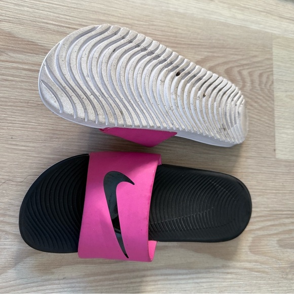 Nike Pink and Black Slide Sandals - Picture 2 of 2